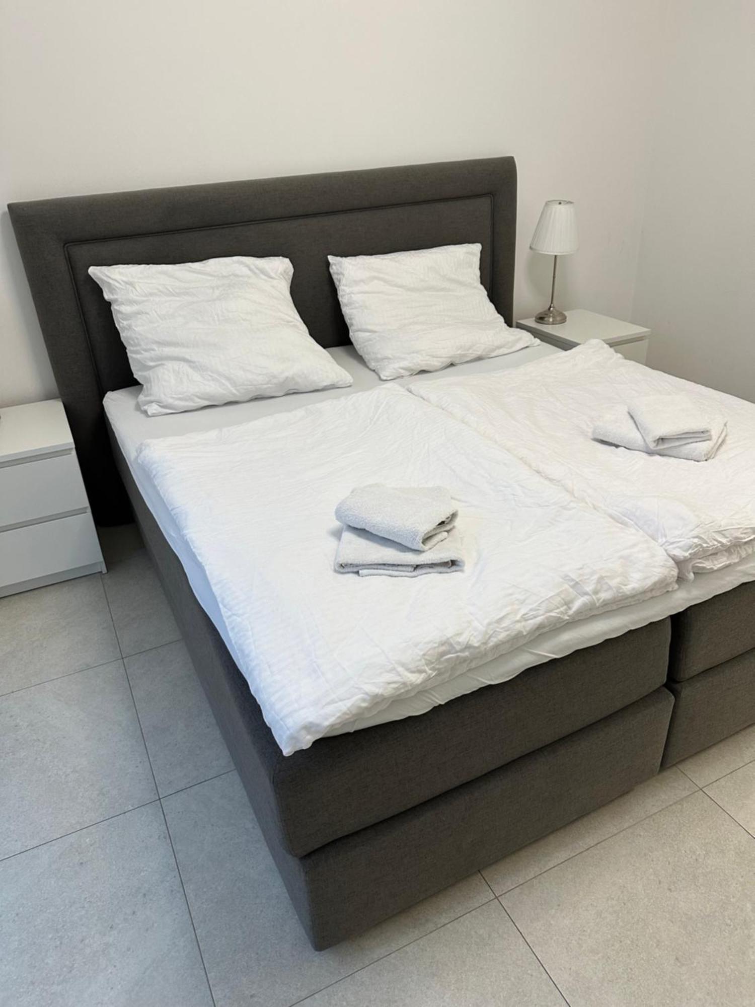 Schoene Neubauwohnung Mit Stil Bielefeld Extérieur photo